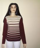 Blusa de linha listrada.